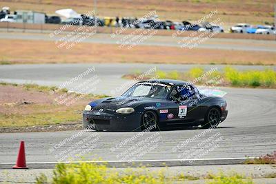 media/May-04-2024-Team Topak Racing (Sat) [[1dff1aa745]]/Inter Low 1/Session 2/